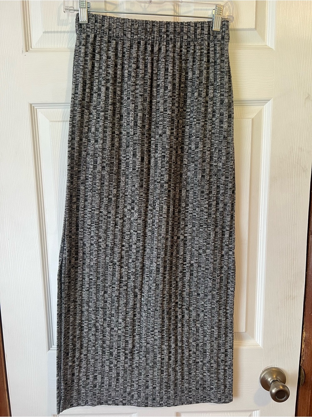 DKNY Gray Ribbed Maxi Skirt